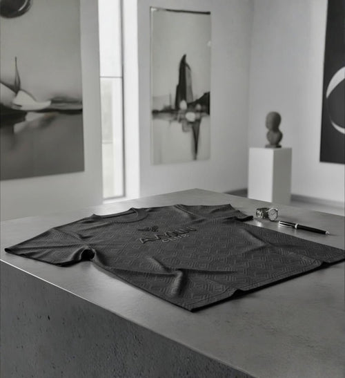 The Vanguard Tee – Charcoal